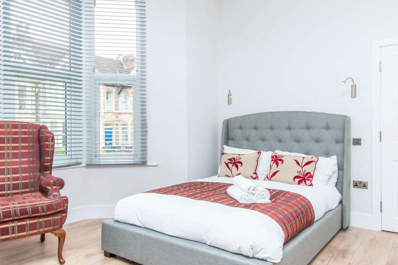 Coldharbour Apartment