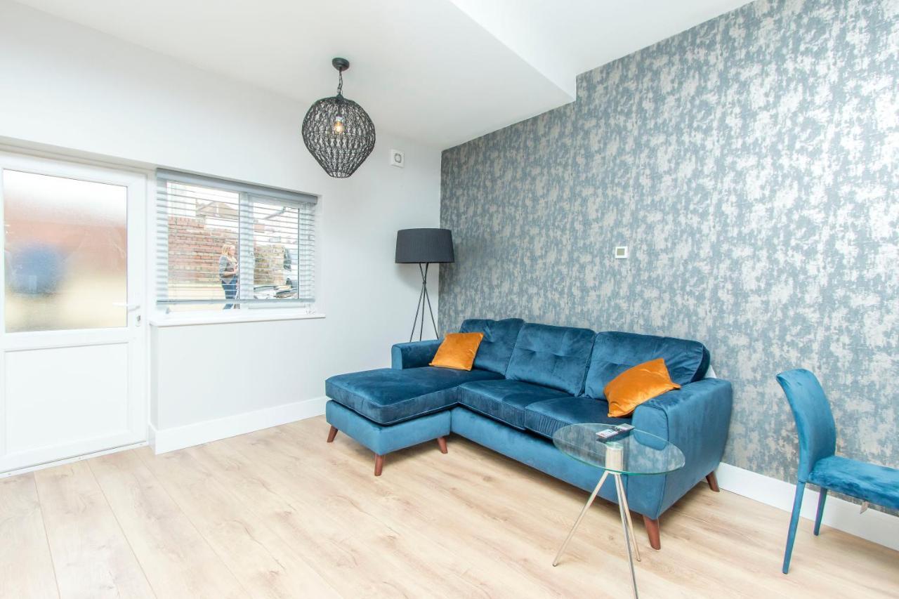 Coldharbour Apartment *