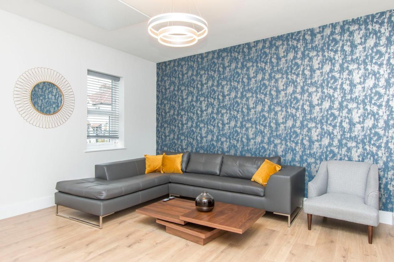 Coldharbour Apartment *