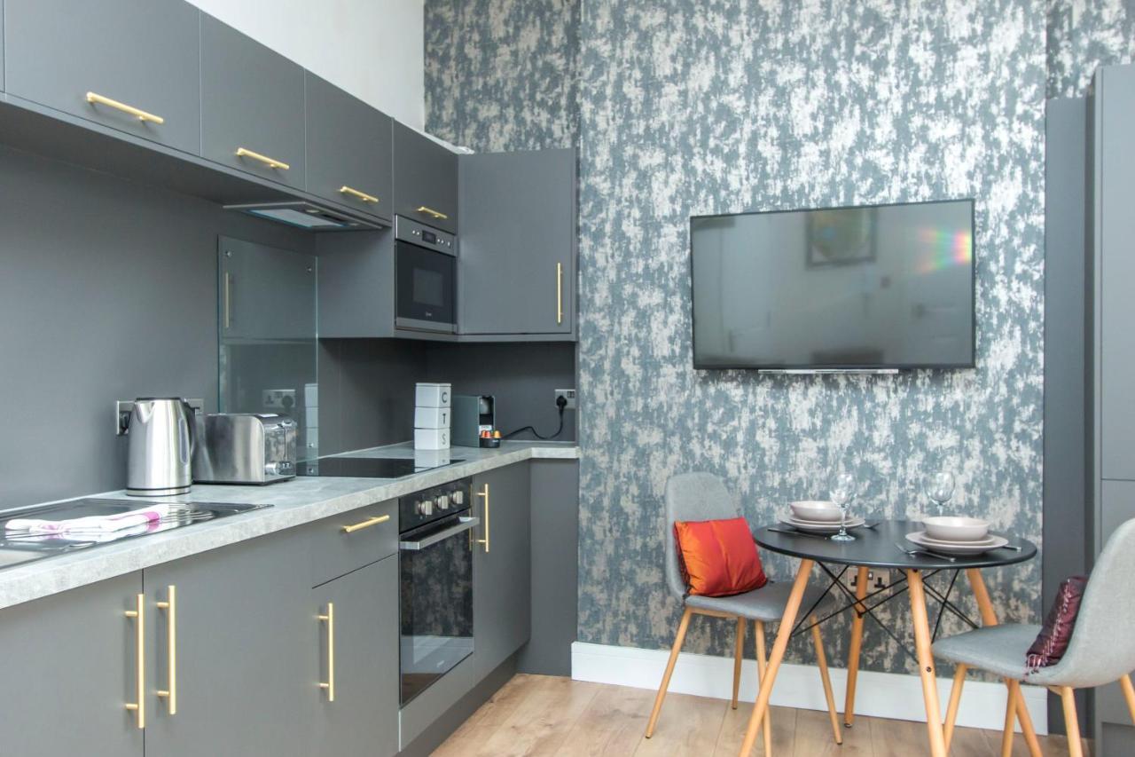 Coldharbour Apartment
